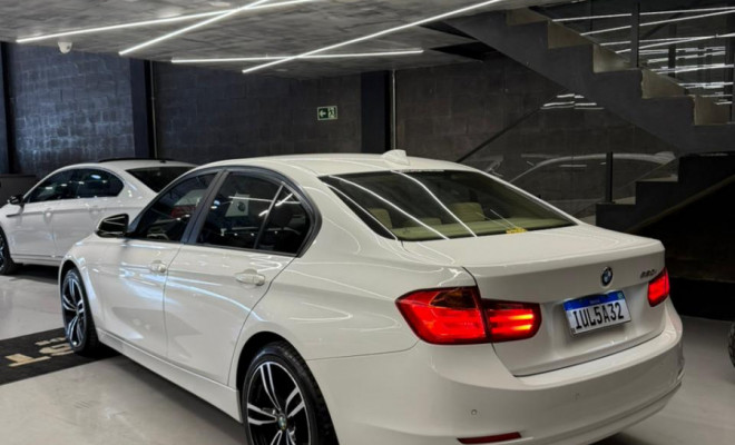 BMW 320iA 2.0 Turbo/ActiveFlex 16V/GP  4p 2014 Gasolina-0