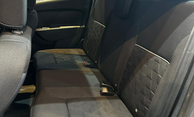 Renault LOGAN Zen Flex 1.0 12V 4p Mec. 2024 Flex-10