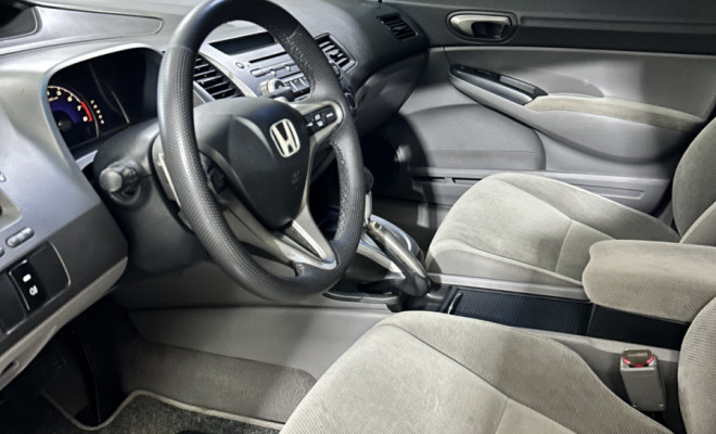 Honda Civic Sed. LXL/ LXL SE 1.8 Flex 16V Aut. 2011 Flex-1