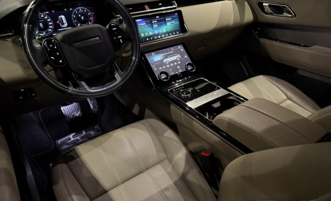 Land Rover Range R. VE. R-Dyn SE 2.0 4x4 300cv Aut. 2020 Gasolina-3