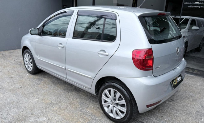 VW - VolksWagen Fox 1.0 Mi Total Flex 8V 5p 2010 Flex-1