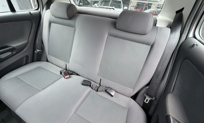 VW - VolksWagen Fox 1.0 Mi Total Flex 8V 5p 2010 Flex-8