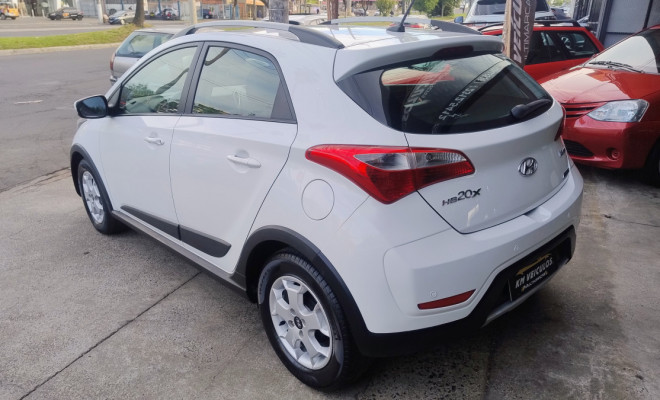 Hyundai HB20X Style 1.6 Flex 16V Aut. 2015 Flex-12