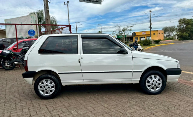 Fiat Uno Mille Celeb. WAY ECON. 1.0 F.Flex 2p 2012 Flex-3