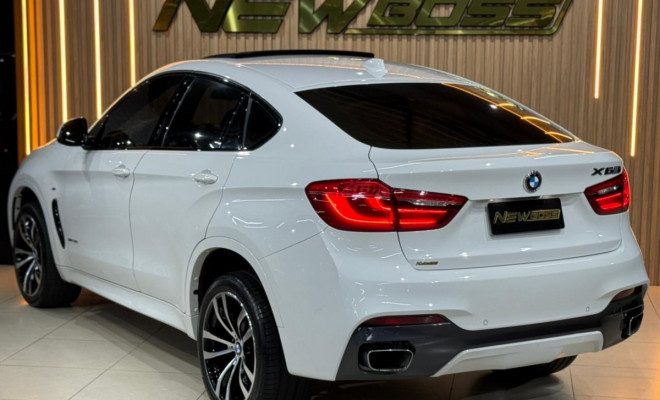 BMW X6 XDRIVE 50i M Sport 4.4 Bi-Turbo 2015 Gasolina-4