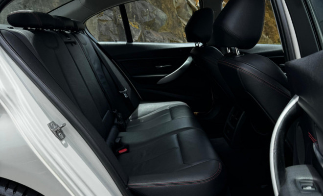 BMW 328iA Plus 2.0 TB 16V 245cv 4p 2013 Gasolina-6