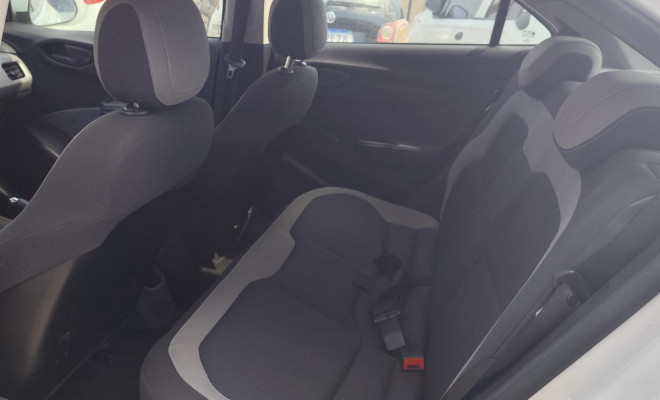 GM - Chevrolet ONIX HATCH LS 1.0 8V FlexPower 5p Mec. 2015 Flex-6