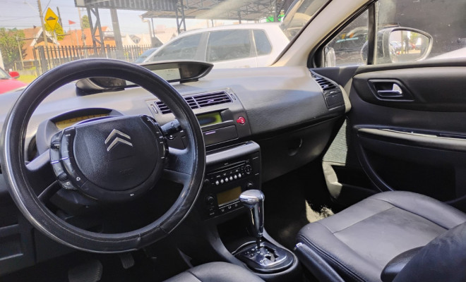 Citroën C4 GLX 2.0 Flex 16V 5p Aut. 2011 Flex-3