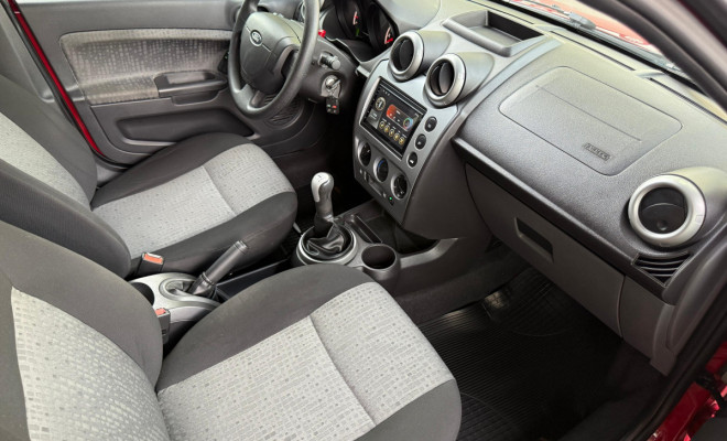 Ford Fiesta Sedan 1.6 16V Flex Mec. 2014 Flex-5