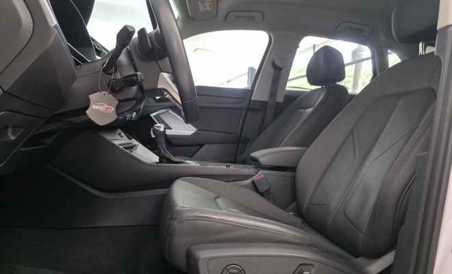 Audi Q3 Black S Line 1.4 TFSI S-tronic 2021 Gasolina-12