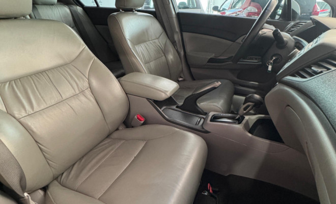 Honda Civic Sedan LXR 2.0 Flexone 16V Aut. 4p 2014 Flex-12