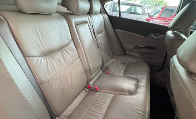 Honda Civic Sedan LXR 2.0 Flexone 16V Aut. 4p 2014 Flex-17