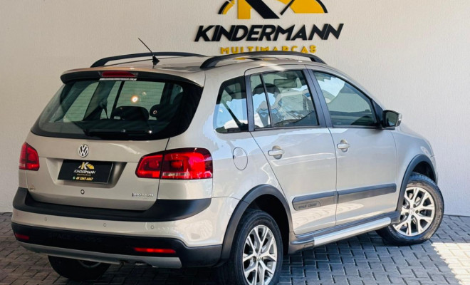 VW - VolksWagen SpaceCross I MOTION 1.6 Mi Total Flex 8V 2013 Flex-3