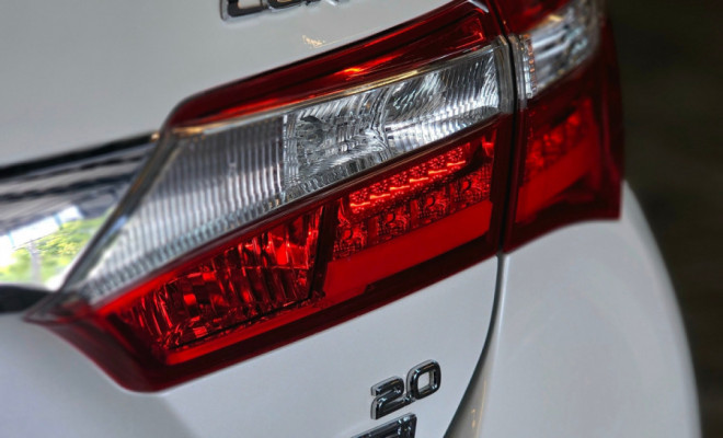 Toyota Corolla XEi 2.0 Flex 16V Aut. 2016 Flex-1