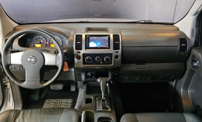 Nissan Frontier SV AT. CD 4x4 2.5 TB Dies. Aut. 2015 Diesel-6