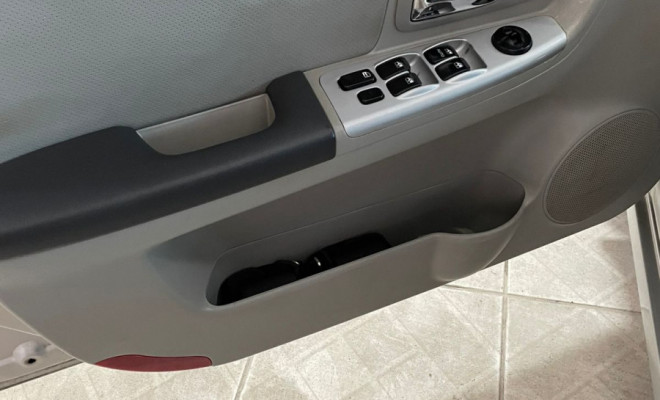 Kia Motors Cerato 1.6 16V Aut. 2008 Flex-7