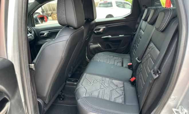 Fiat Strada Volcano 1.3 Flex 8V CD Aut. 2026 Flex-11