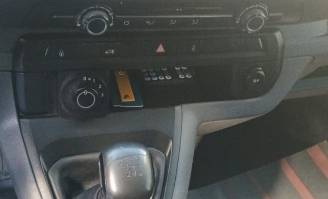 Citroën Jumpy 1.6 Minibus Turbo Diesel 2019 Diesel-8