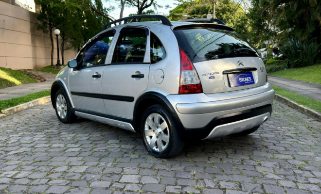 Citroën C3 XTR 1.4 Flex 8V 5p 2011 Flex-13