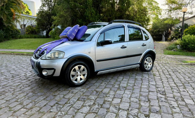 Citroën C3 XTR 1.4 Flex 8V 5p 2011 Flex-7