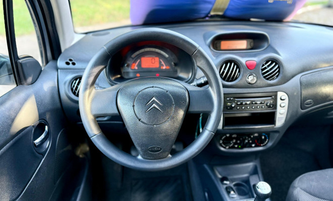Citroën C3 XTR 1.4 Flex 8V 5p 2011 Flex-9