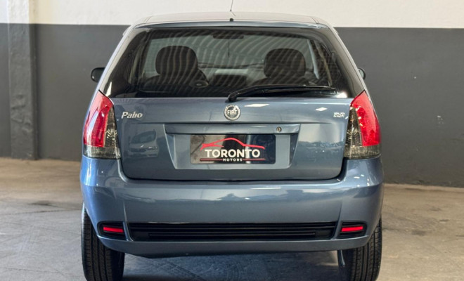 Fiat Palio ELX 1.0 Fire/30 Anos F. Flex 8V 4p 2005 Flex-8