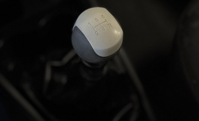 Fiat Palio ELX 1.0 Fire/30 Anos F. Flex 8V 4p 2005 Flex-10