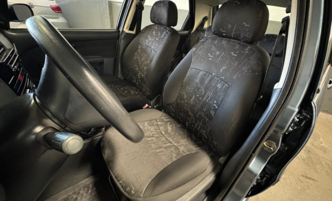 Fiat Palio ELX 1.0 Fire/30 Anos F. Flex 8V 4p 2005 Flex-11