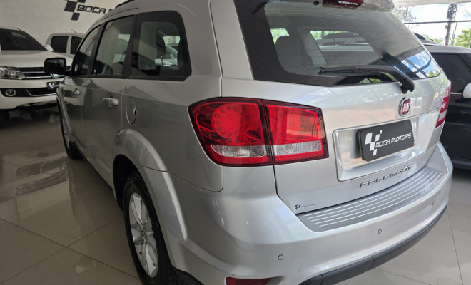 Fiat FREEMONT EMOT./PRECISION 2.4 16V 5p Aut. 2014 Gasolina-4