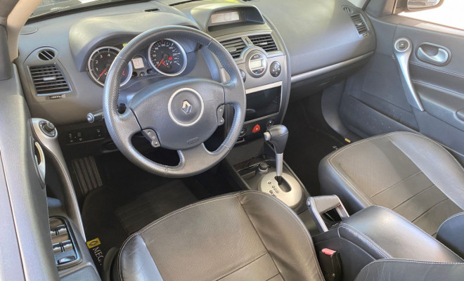 Renault Megane Coupé Cabriolet Dynamique 2.0 Aut 2009 Gasolina-11