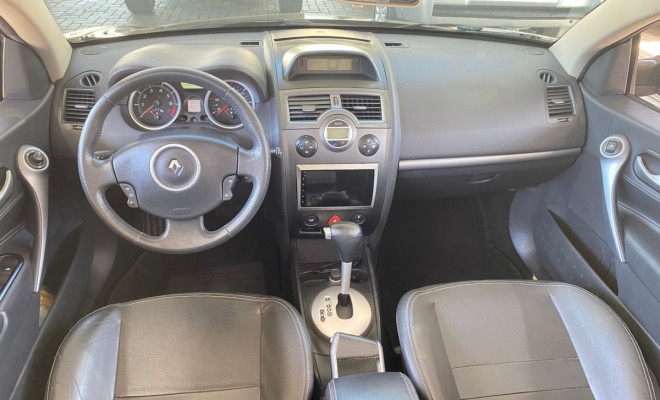 Renault Megane Coupé Cabriolet Dynamique 2.0 Aut 2009 Gasolina-12