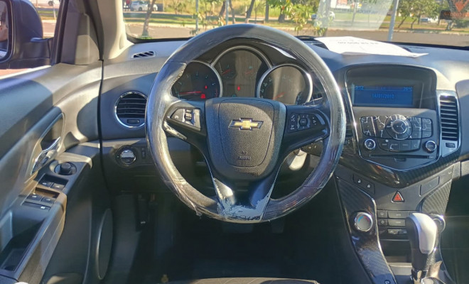 GM - Chevrolet CRUZE LT 1.8 16V FlexPower 4p Aut. 2012 Flex-8