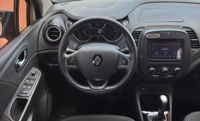 Captur Life 1.6 Automático 2019 - Design que atrai olhares, tecnologia que facilita sua vida! Captur Life 1.6 Automático 2019.-6