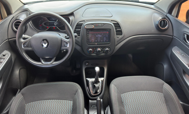 Captur Life 1.6 Automático 2019 - Design que atrai olhares, tecnologia que facilita sua vida! Captur Life 1.6 Automático 2019.-11