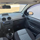 Fiesta Sedan 1.6 2011: O sedan completo e confiável que cabe no seu bolso!-8