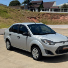 Fiesta Sedan 1.6 2011: O sedan completo e confiável que cabe no seu bolso!-10