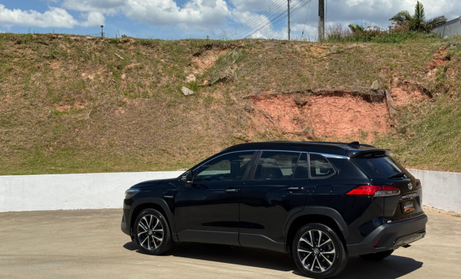 Corolla Cross XRX 1.8 Aut. Híbrido 2023 -  Economia, luxo e tecnologia-22