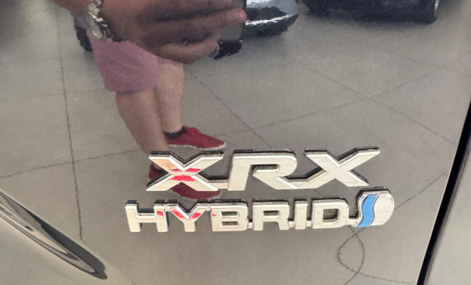 Corolla Cross XRX 1.8 Aut. Híbrido 2023 -  Economia, luxo e tecnologia-18