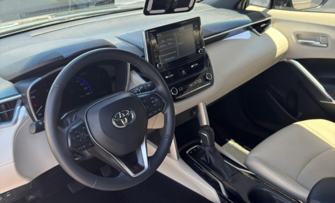 Corolla Cross XRX 1.8 Aut. Híbrido 2023 -  Economia, luxo e tecnologia-9