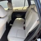 Corolla Cross XRX 1.8 Aut. Híbrido 2023 -  Economia, luxo e tecnologia-10