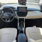 Corolla Cross XRX 1.8 Aut. Híbrido 2023 -  Economia, luxo e tecnologia-14