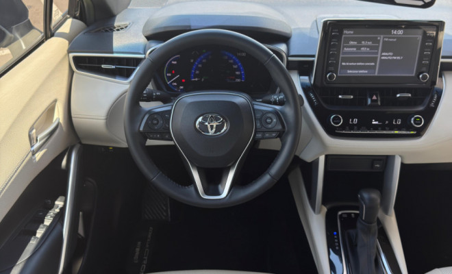 Corolla Cross XRX 1.8 Aut. Híbrido 2023 -  Economia, luxo e tecnologia-12