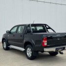 Hilux CD SRV 4x4 2.7 Aut. 2013 FLEX - A Lenda das Picapes, Pronta para Qualquer Desafio!-14