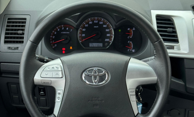 Hilux CD SRV 4x4 2.7 Aut. 2013 FLEX - A Lenda das Picapes, Pronta para Qualquer Desafio!-4