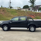 Hilux CD SRV 4x4 2.7 Aut. 2013 FLEX - A Lenda das Picapes, Pronta para Qualquer Desafio!-17