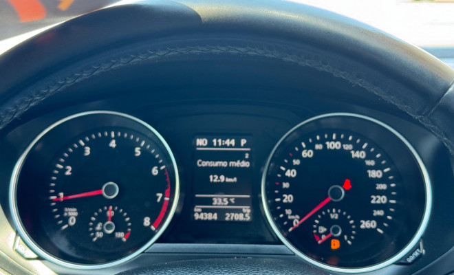 JETTA Comfortline 1.4 TSI Aut. 2017 - 94 mil km + Teto Solar + Pacote Exclusive!-4