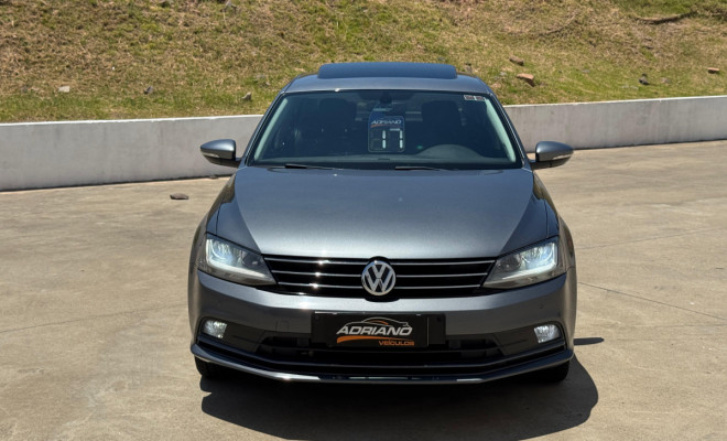 JETTA Comfortline 1.4 TSI Aut. 2017 - 94 mil km + Teto Solar + Pacote Exclusive!-0