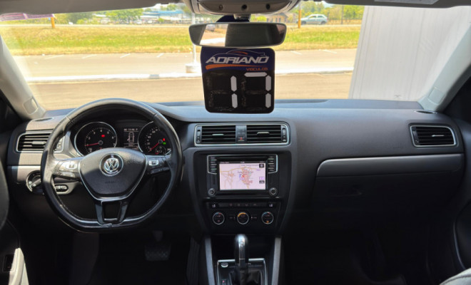 JETTA Comfortline 1.4 TSI Aut. 2017 - 94 mil km + Teto Solar + Pacote Exclusive!-12