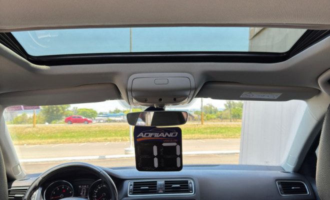 JETTA Comfortline 1.4 TSI Aut. 2017 - 94 mil km + Teto Solar + Pacote Exclusive!-6