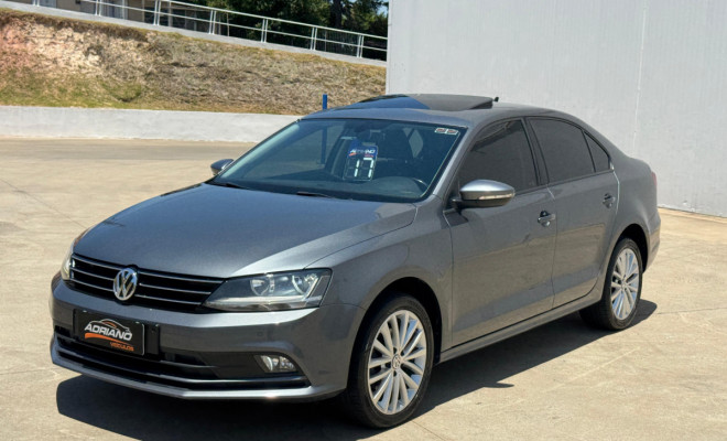 JETTA Comfortline 1.4 TSI Aut. 2017 - 94 mil km + Teto Solar + Pacote Exclusive!